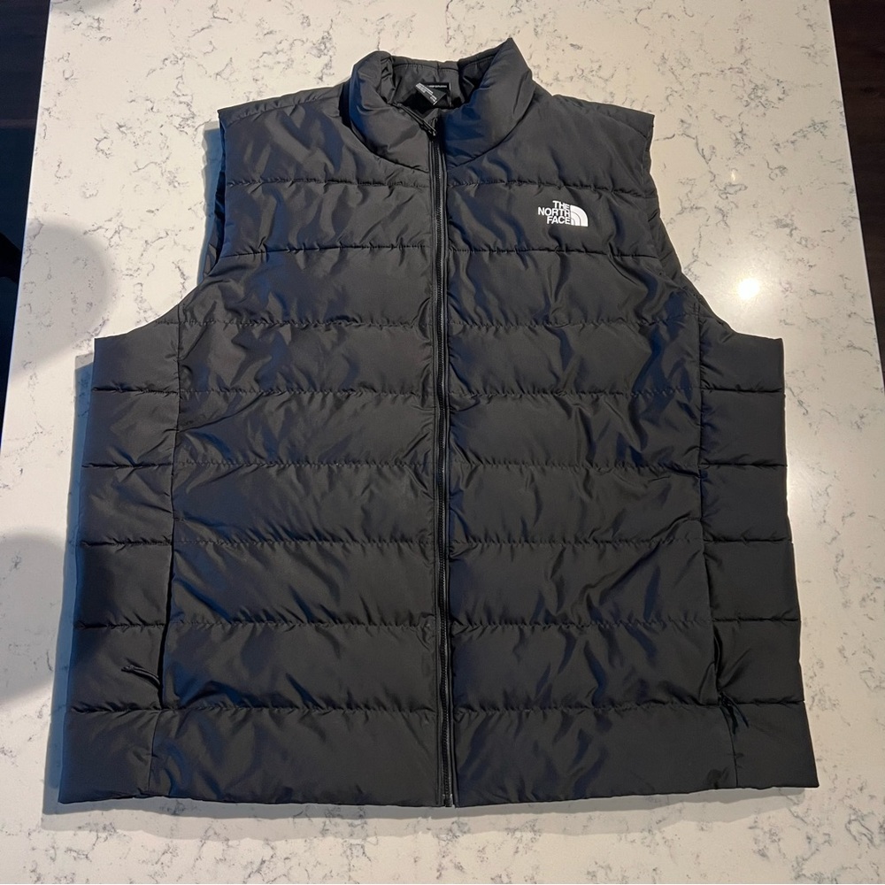 The North Face Men's Aconcagua
Vest - BLACK SIZE 3XL - Picture 3 of 11